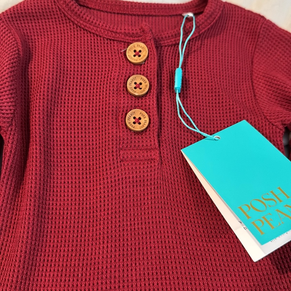 Posh Peanut Waffle Maroon Twirl - Picture 2 of 2